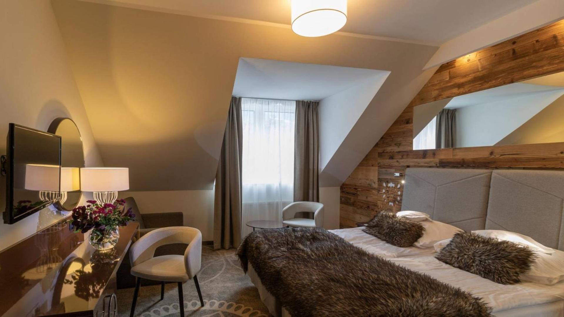 Double Room Extra Bed,1769842242:JPEG